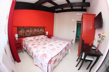 Deluxe Double Room with Extra Bed