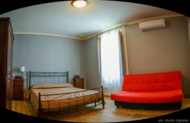 Deluxe Room (2 Adults + 1 Child)
