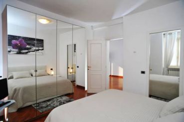 One-Bedroom Apartment - Separate Building - Via Bernardino Luini, 32