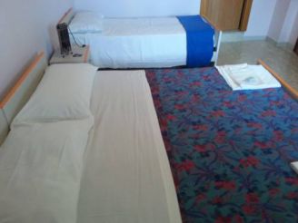 Deluxe Room (2 Adults + 1 Child)