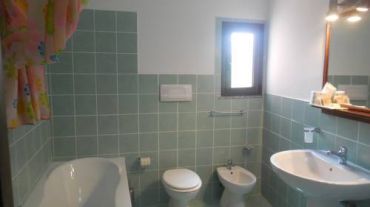 Double or Twin Room with Private Bathroom