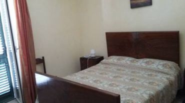 Standard Double Room with Shared Bathroom