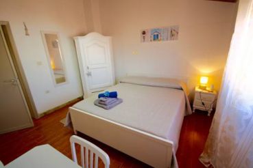 Standard Double Room with Shared Bathroom