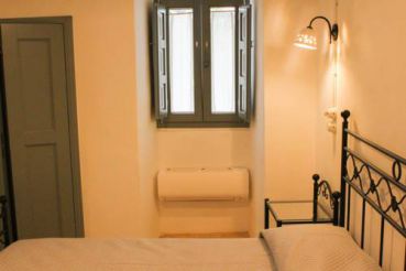 Deluxe Double Room with Shower